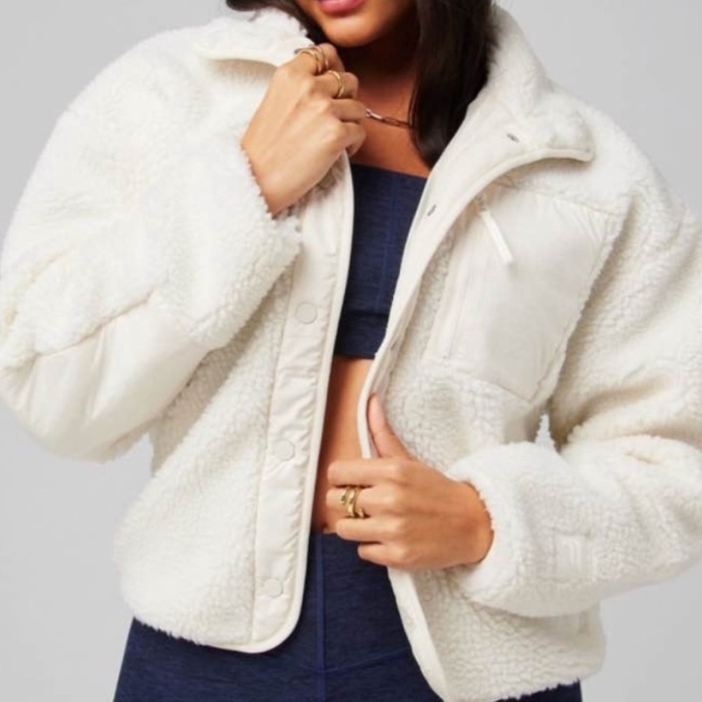Fabletics Teddy Jacket - Picture 3 of 5